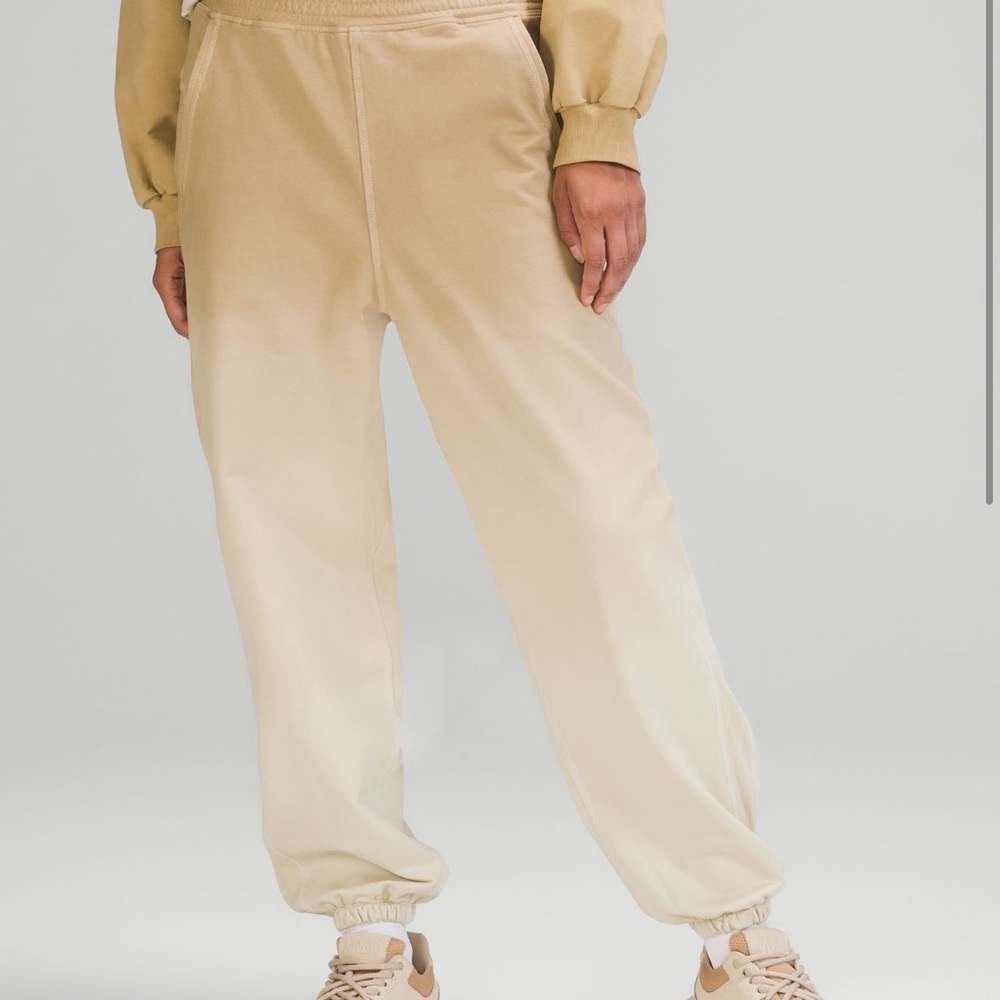 LA super high rise jogger